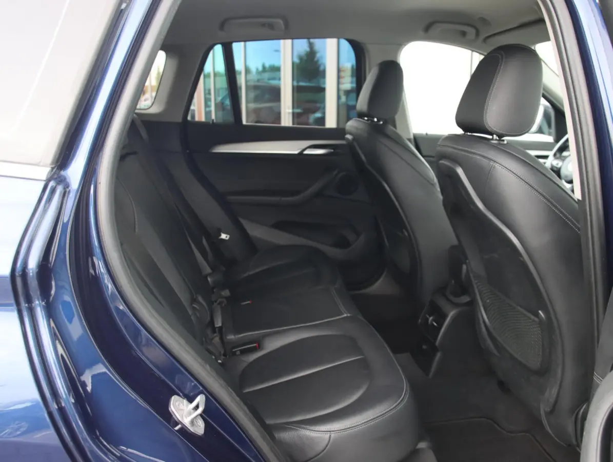 xDrive20i 192PK High Executive X-line | Apple Carplay | Trekhaak