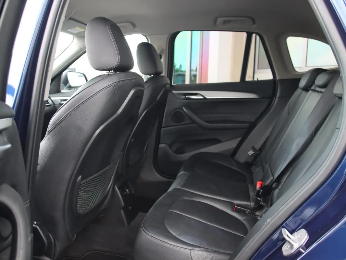 xDrive20i 192PK High Executive X-line | Apple Carplay | Trekhaak