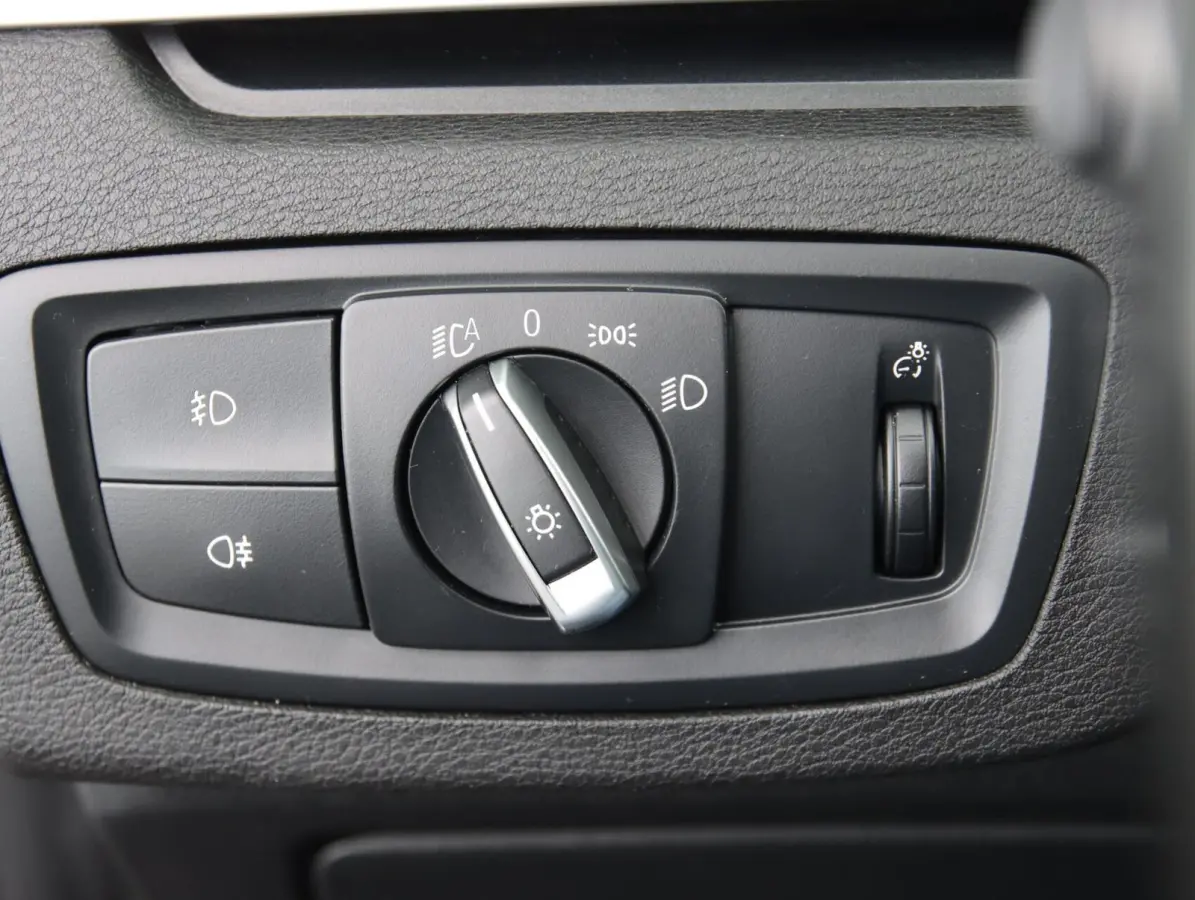 xDrive20i 192PK High Executive X-line | Apple Carplay | Trekhaak