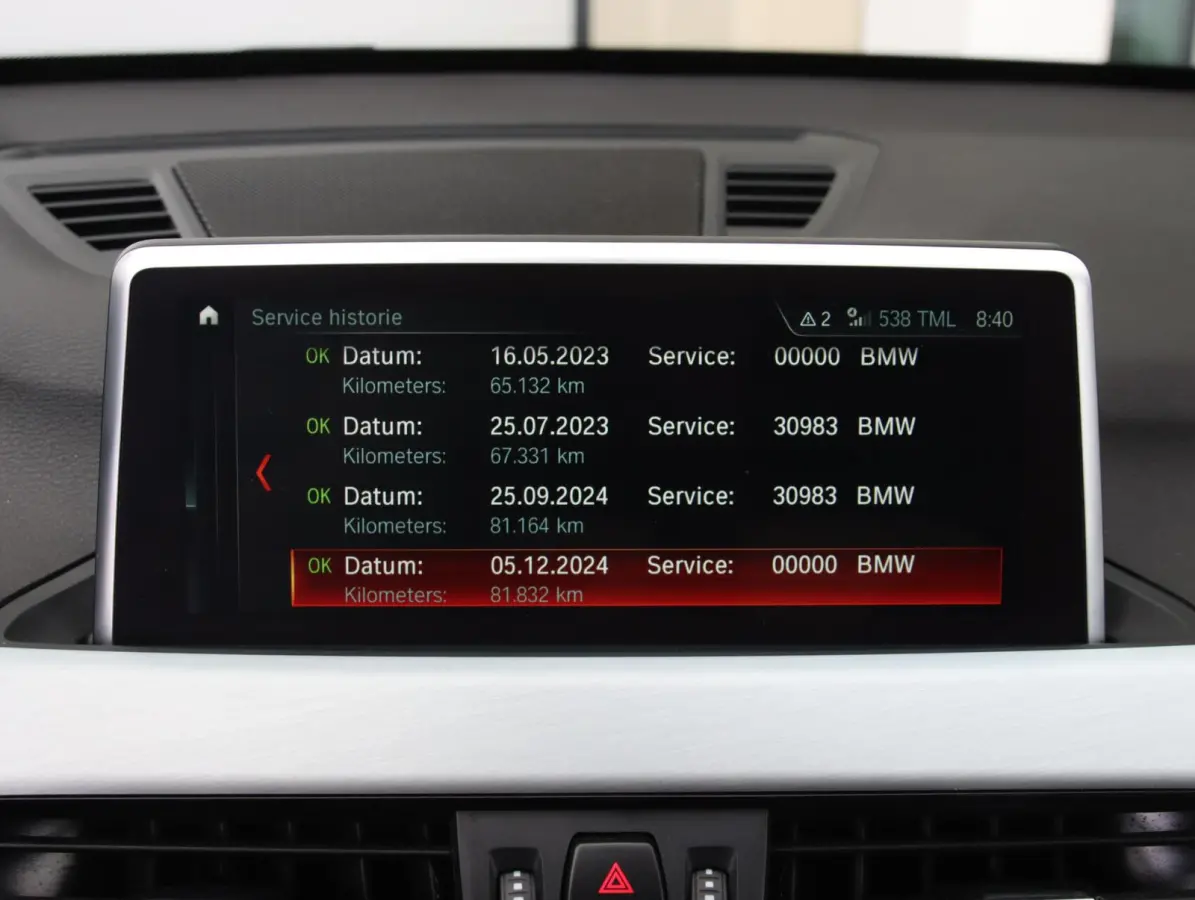 xDrive20i 192PK High Executive X-line | Apple Carplay | Trekhaak