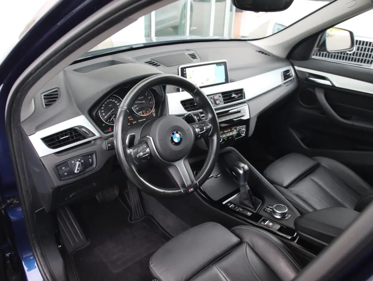xDrive20i 192PK High Executive X-line | Apple Carplay | Trekhaak
