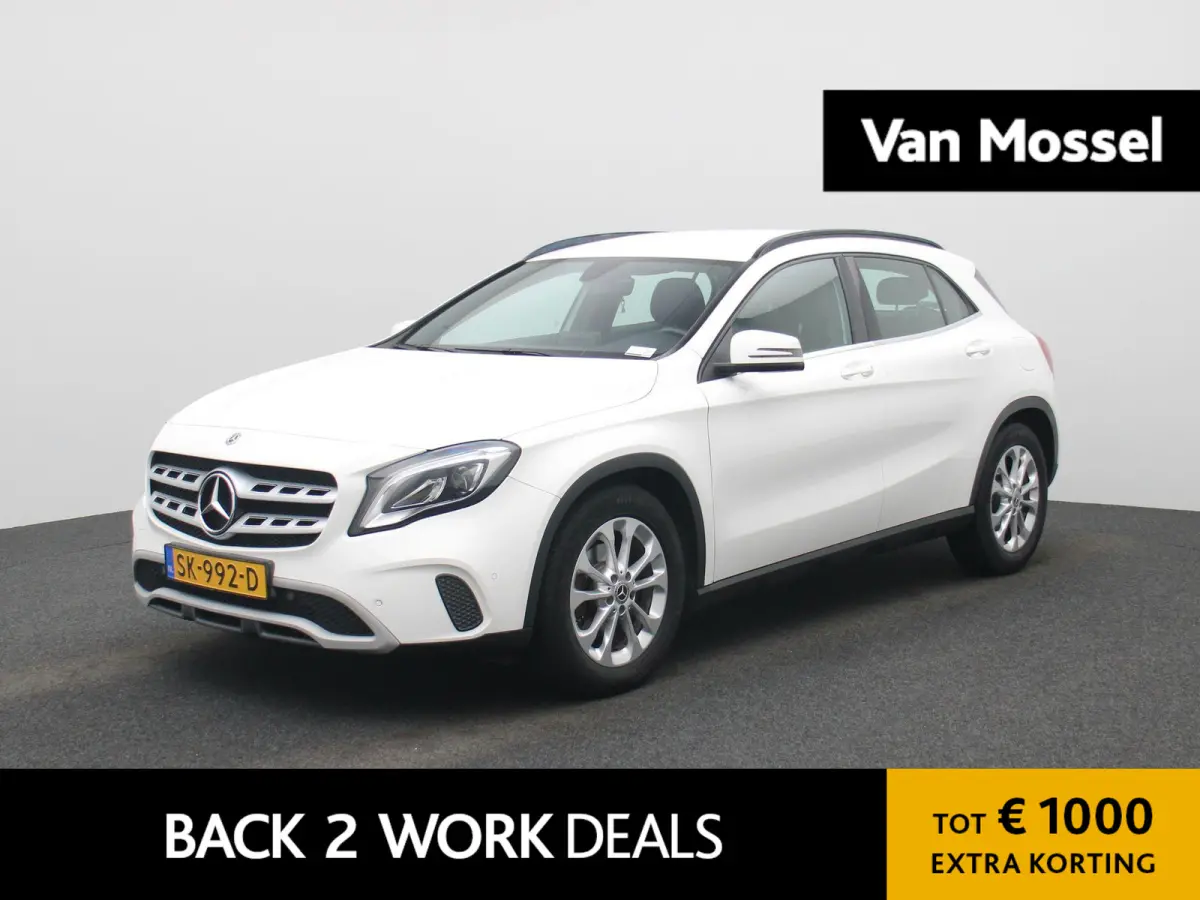 180 Business Solution | ACHTERUITRIJCAMERA | HALF LEDER INTERIEUR | NAVIGATIE | CLIMATE CONTROL | PARKEERSENSOREN | STOELVERWARMING |