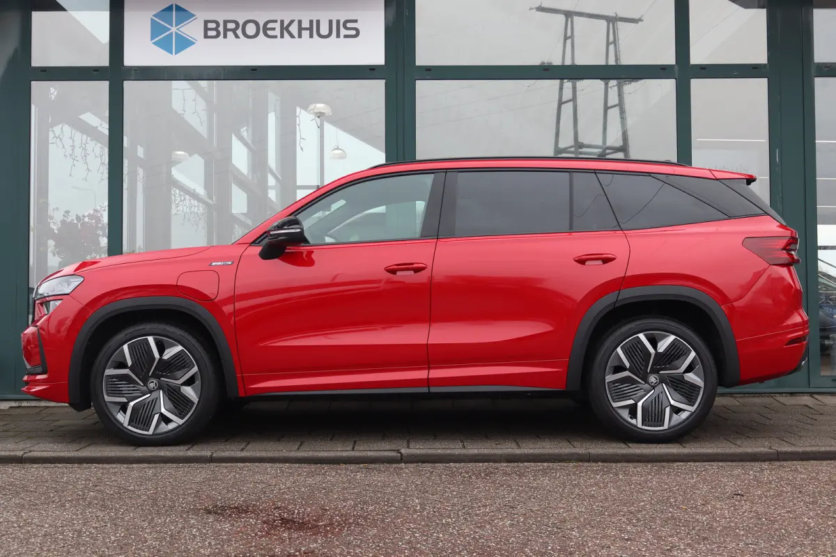 Sportline Business | Achteruitrijcamera | Crew Protect Assist | Cruise control met speedlimiter