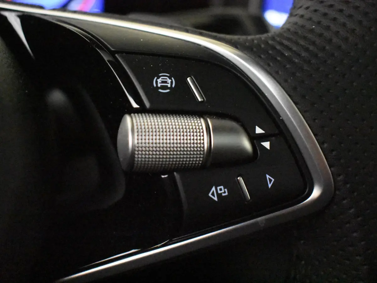 Sportline Business | Achteruitrijcamera | Crew Protect Assist | Cruise control met speedlimiter