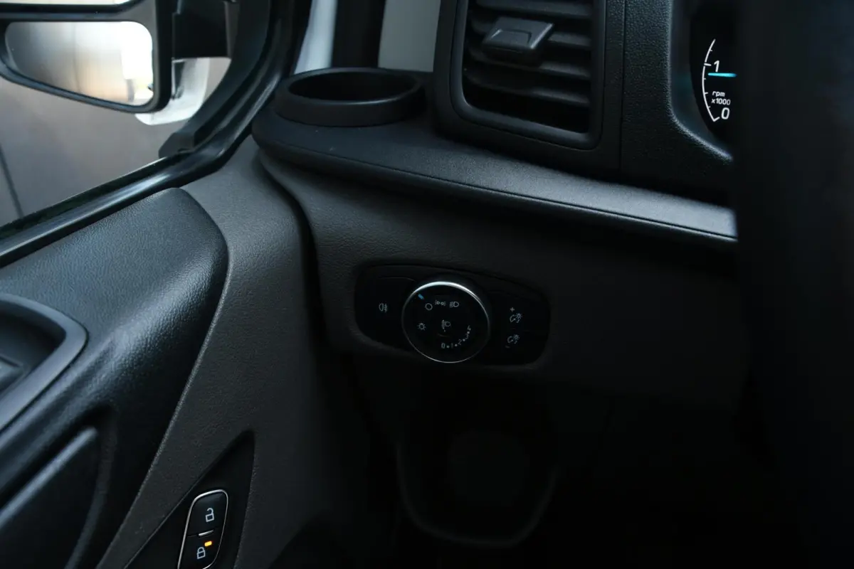 280 2.0 TDCI L1H1 Trend AIRCO | ELEKT RAMEN | BTW