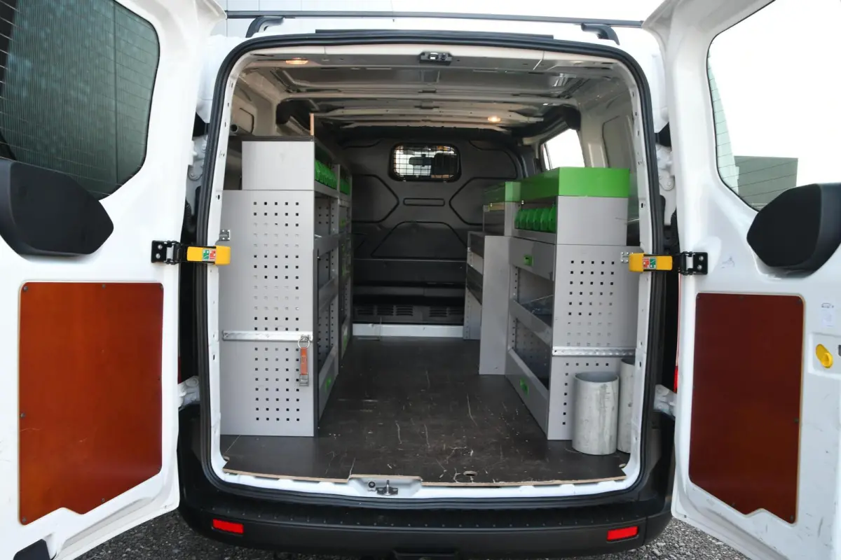 280 2.0 TDCI L1H1 Trend AIRCO | ELEKT RAMEN | BTW