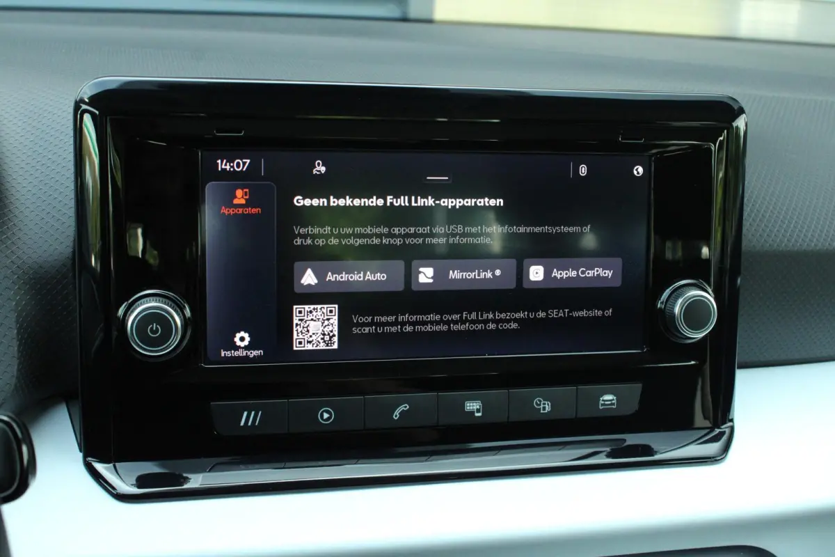 1.0 EcoTSI 95pk Style | Cruise Control | Parkeersensoren Achter | Airco Automatische | DAB | Apple CarPlay/ Android Auto