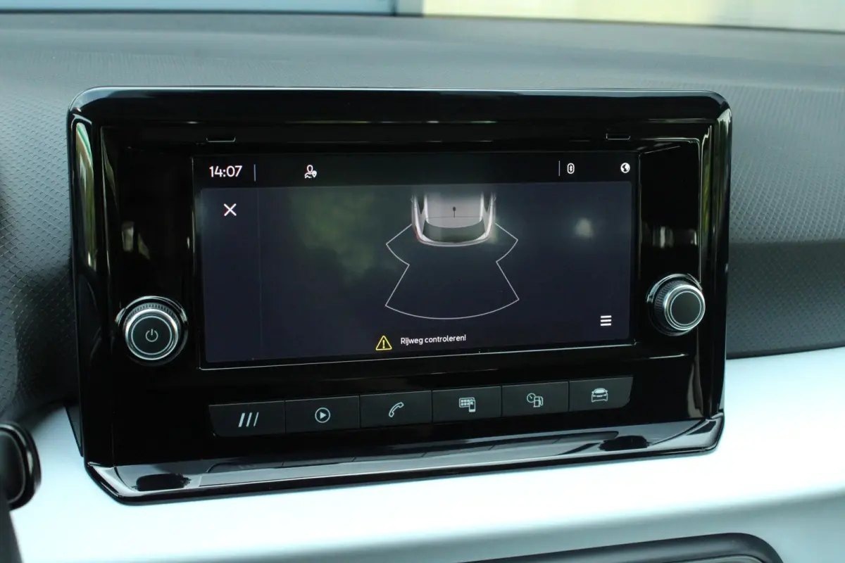 1.0 EcoTSI 95pk Style | Cruise Control | Parkeersensoren Achter | Airco Automatische | DAB | Apple CarPlay/ Android Auto