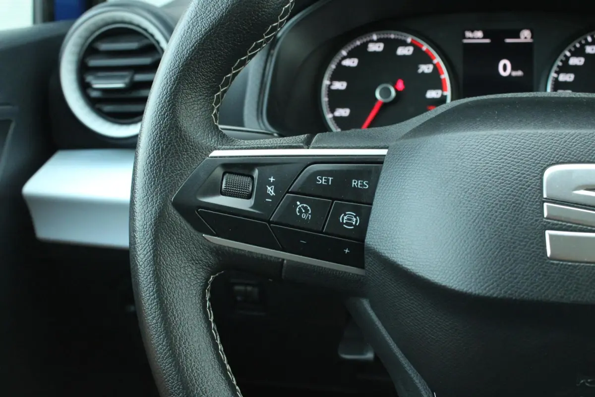 1.0 EcoTSI 95pk Style | Cruise Control | Parkeersensoren Achter | Airco Automatische | DAB | Apple CarPlay/ Android Auto