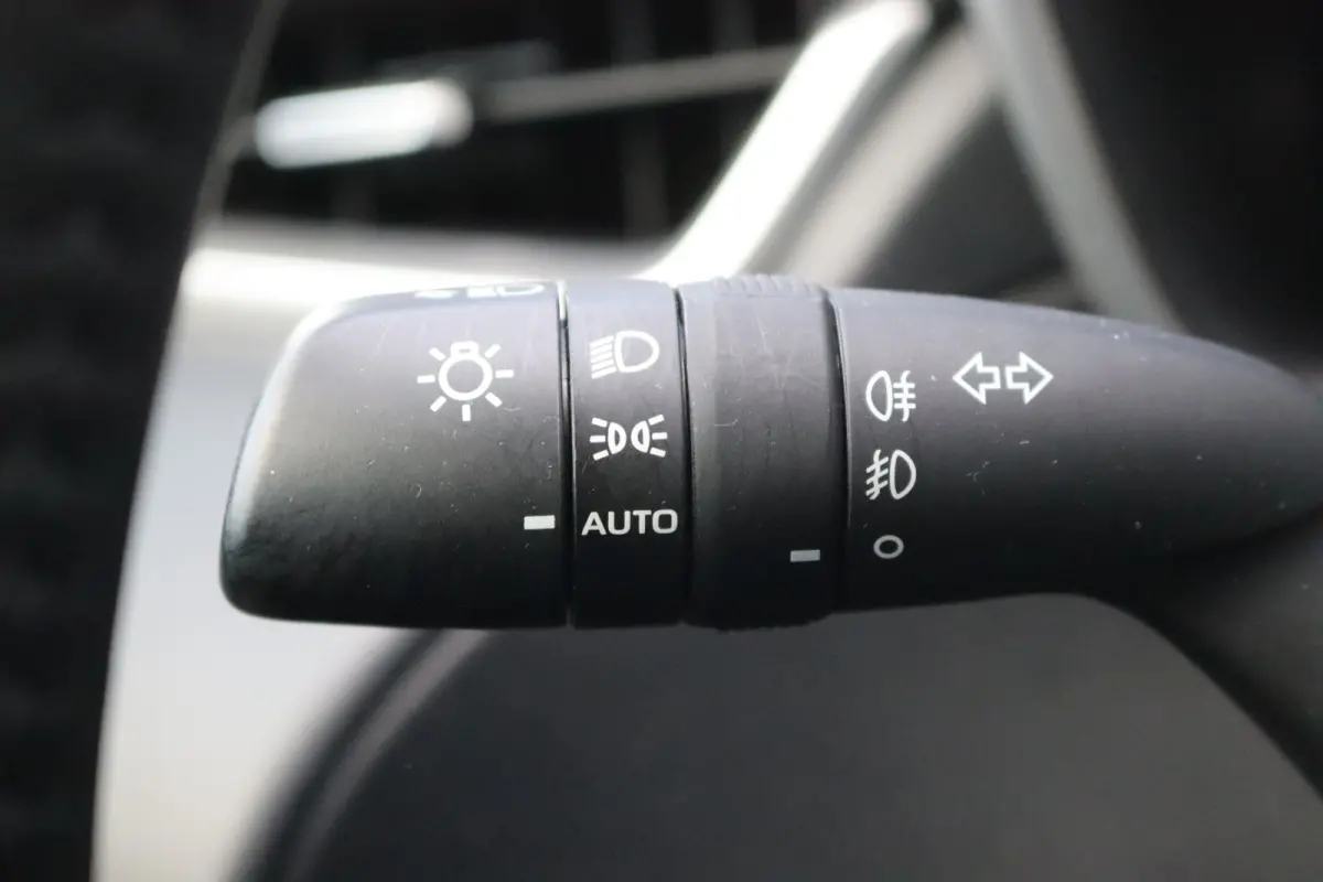 Hybrid 140PK Automaat Carplay-android/Parkeerhulp/Camera/Dodehoek/Keyfree