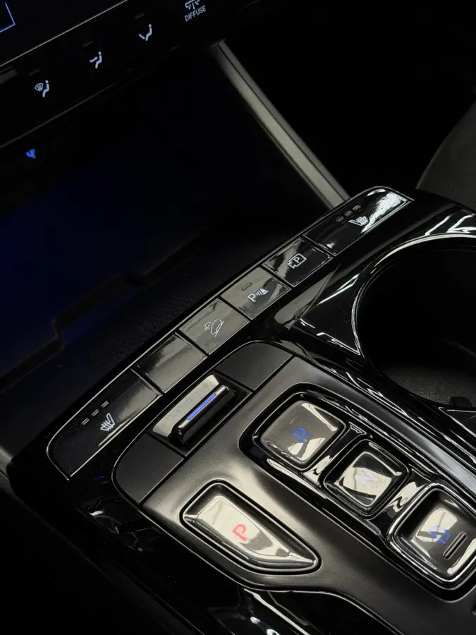 1.6 T-GDI HEV N Line Camera CarPlay 230pk