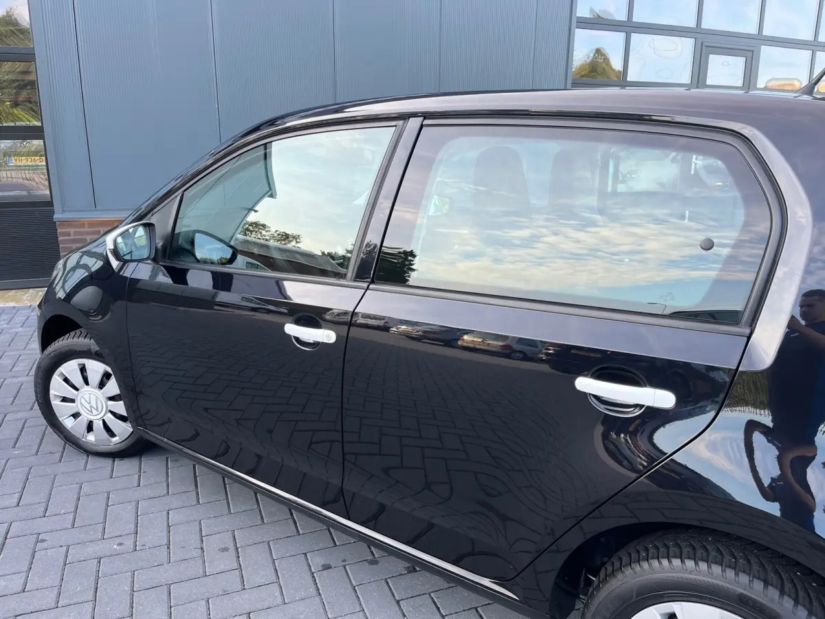 Up! 1.0 NL.Auto/Airco/Elc.Pakket/5Deurs/All season banden /1Ste Eigenaar/Dealer Onderhouden