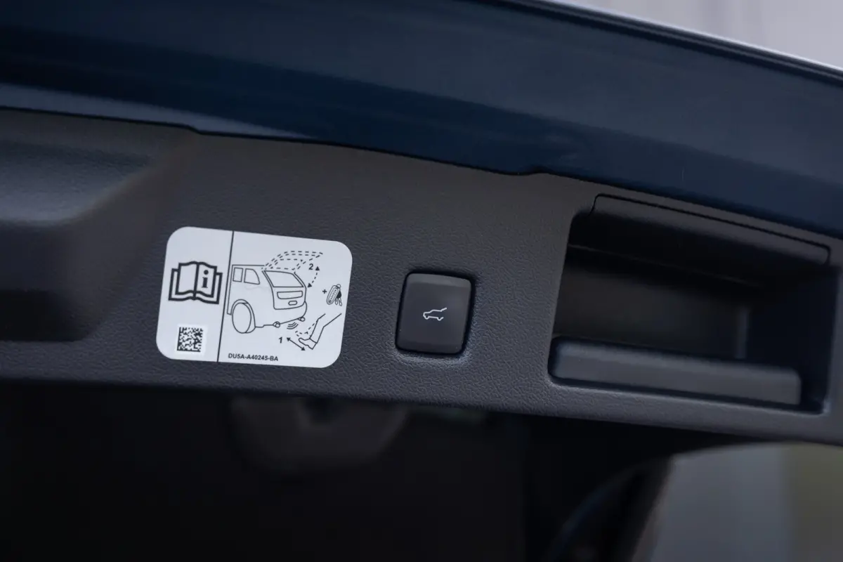 1.5 EcoBoost Titanium X | 100% dealer o.h. | Panoramadak | Adaptieve cruise | Trekhaak | Privay glass | Helf leder | B&O Audio | Camera  | 1800kg trekgewicht