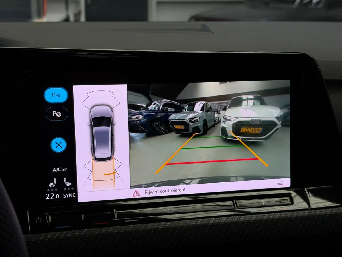 1.5 eTSI 3x R-Line CarPlay Panorama Camera