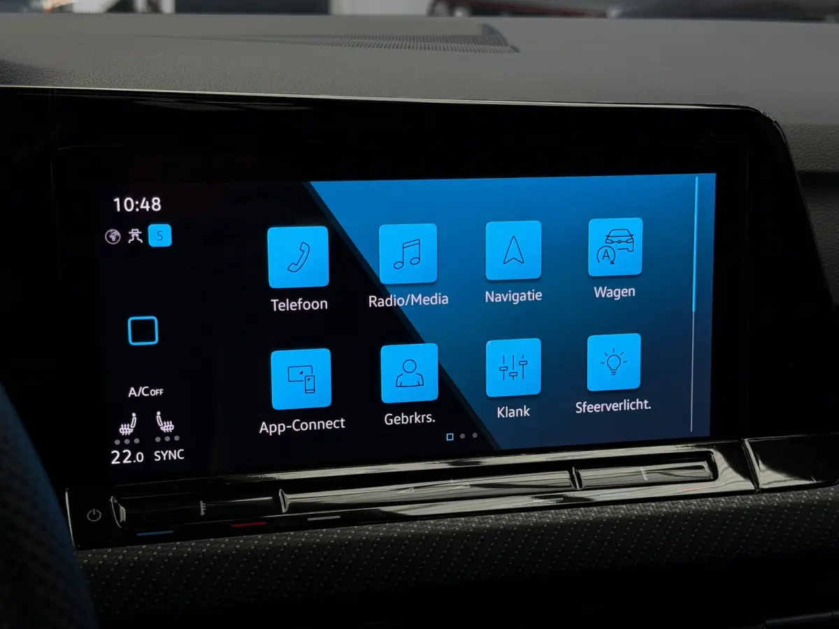 1.5 eTSI 3x R-Line CarPlay Panorama Camera