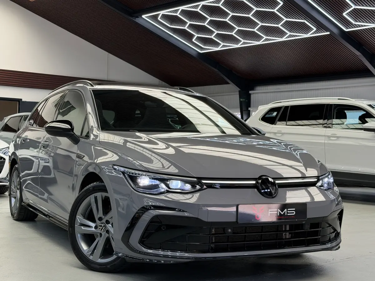 1.5 eTSI 3x R-Line CarPlay Panorama Camera