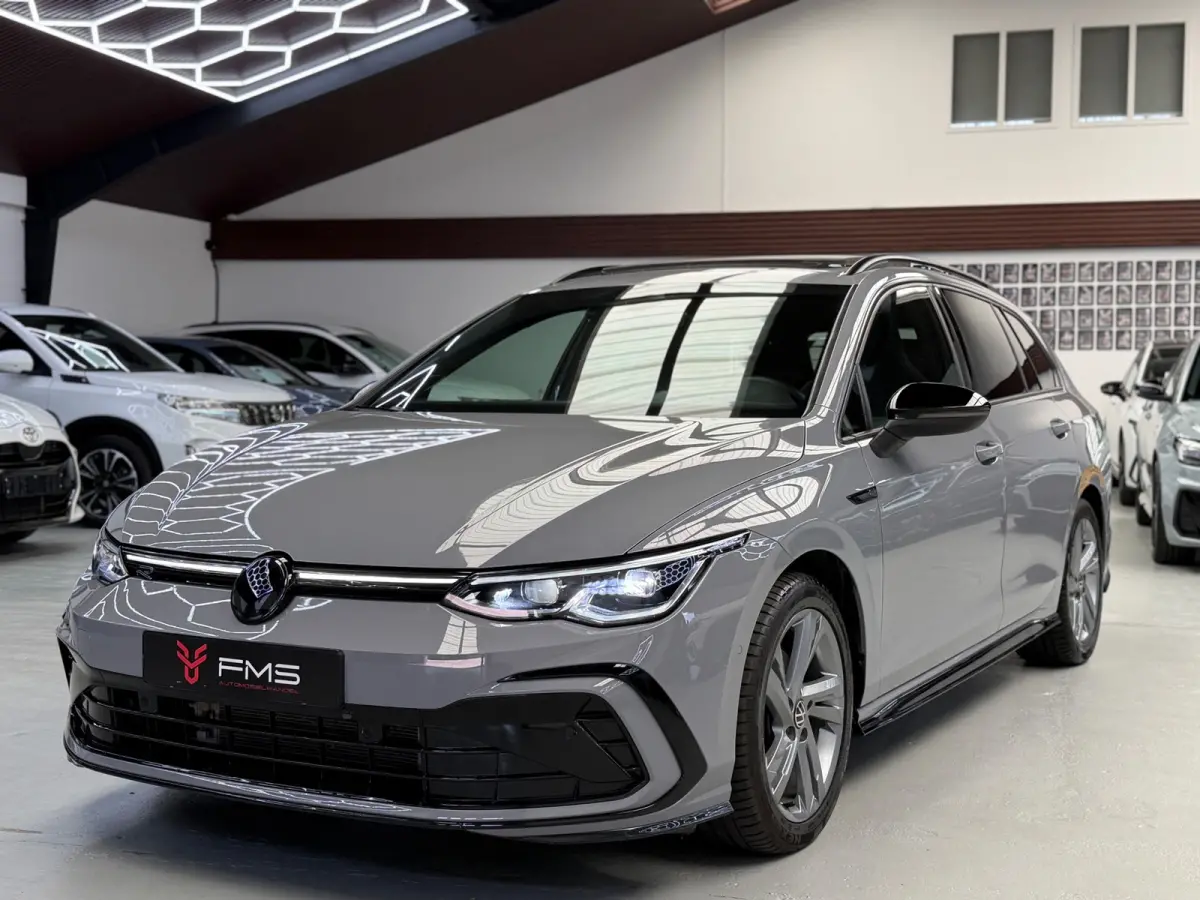 1.5 eTSI 3x R-Line CarPlay Panorama Camera