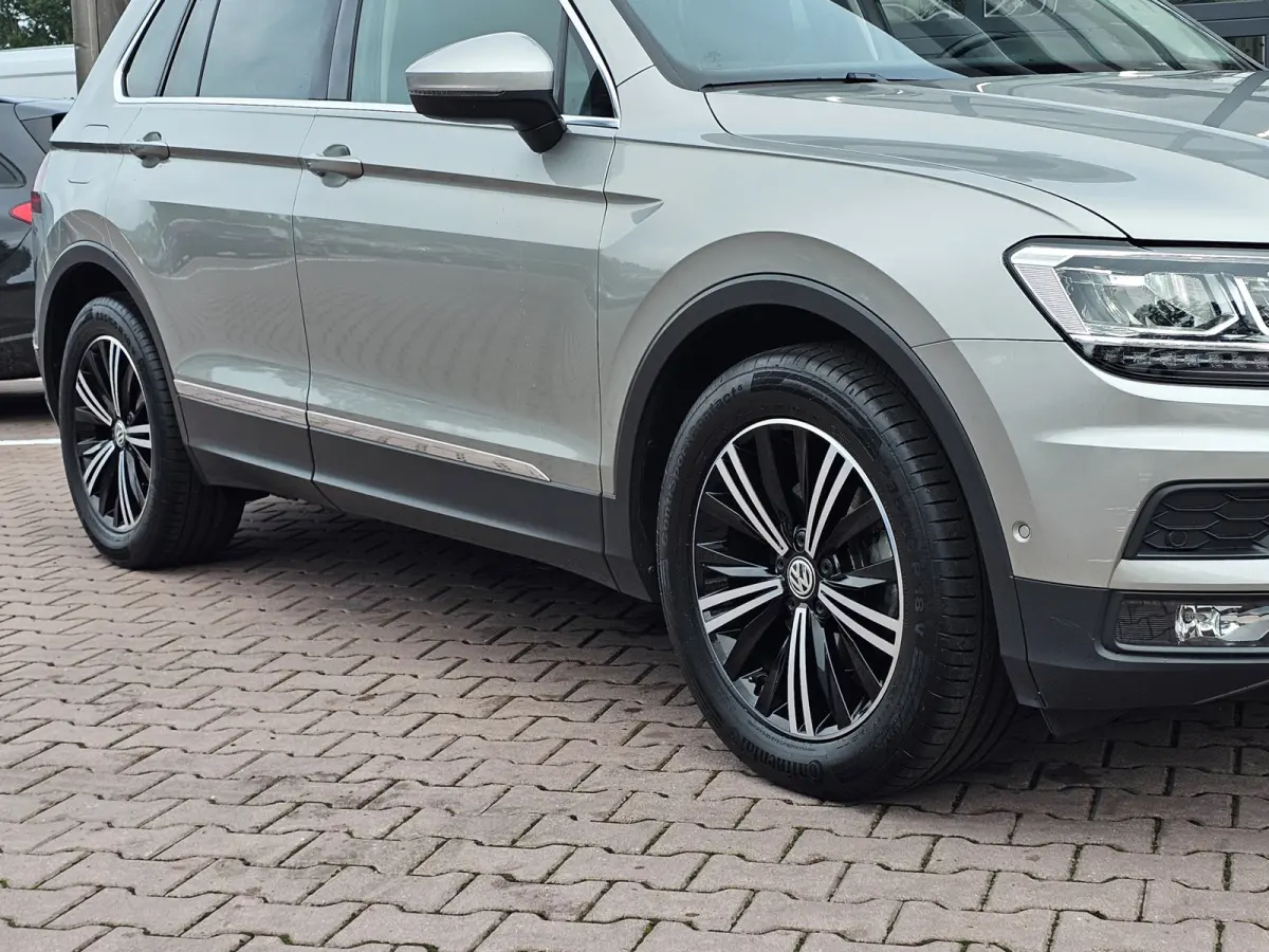1.4 TSI 4MOTION Highline | Pano | Trekhaak | LED | Stoelverwarming | Leder | Elek. stoelen | Virtual | Keyless |