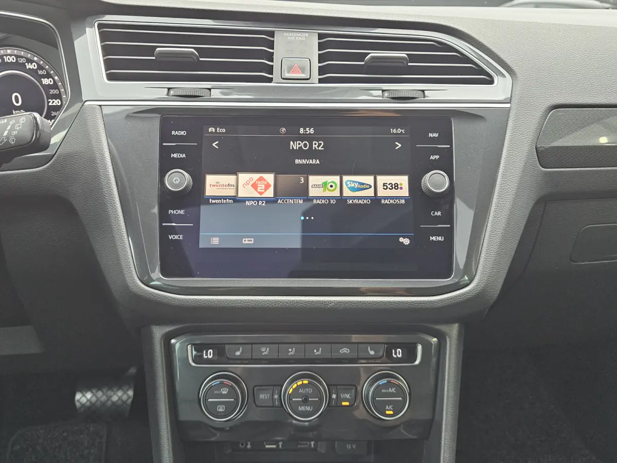 1.4 TSI 4MOTION Highline | Pano | Trekhaak | LED | Stoelverwarming | Leder | Elek. stoelen | Virtual | Keyless |