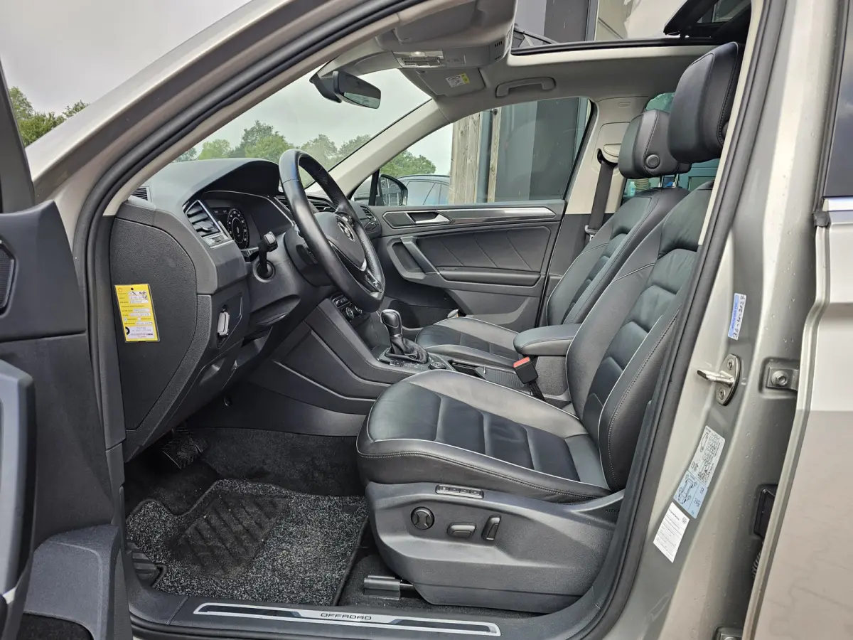 1.4 TSI 4MOTION Highline | Pano | Trekhaak | LED | Stoelverwarming | Leder | Elek. stoelen | Virtual | Keyless |