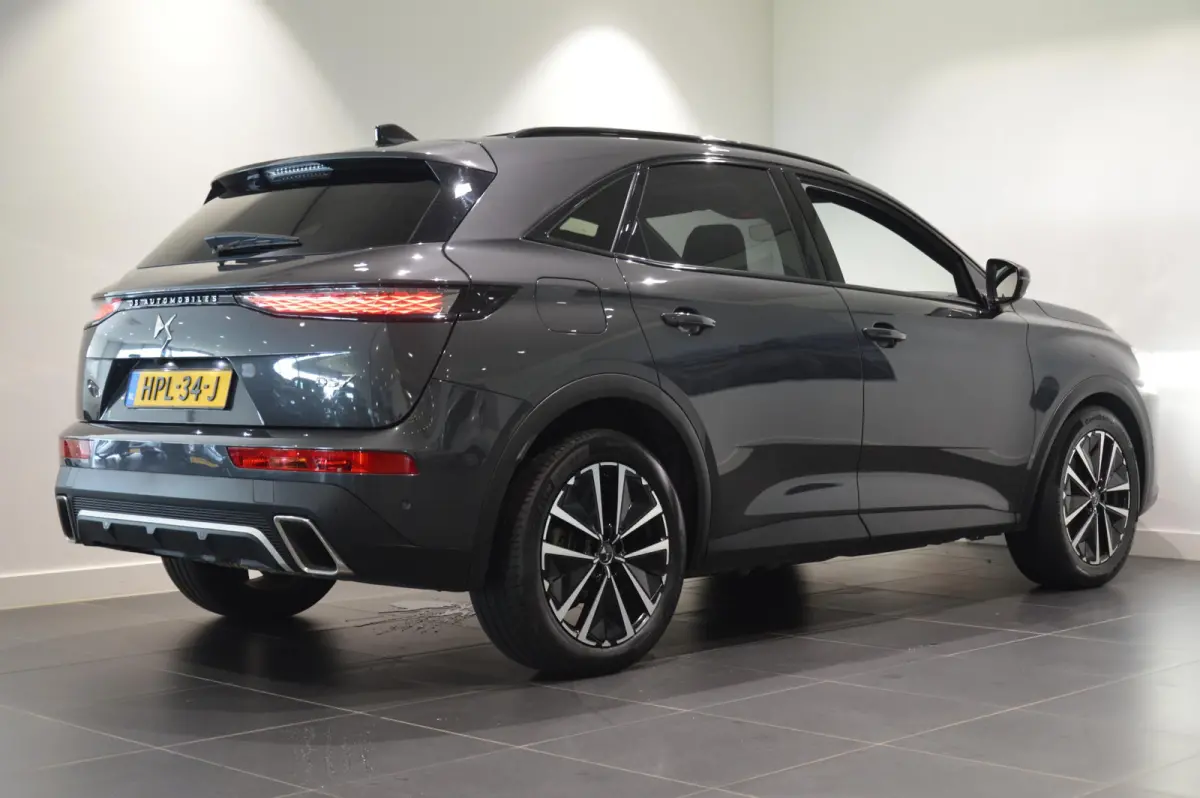 1.6 PHEV 300 4x4 Etoile 300 PK! - ALL WHEEL DRIVE - STOELVERWARMING