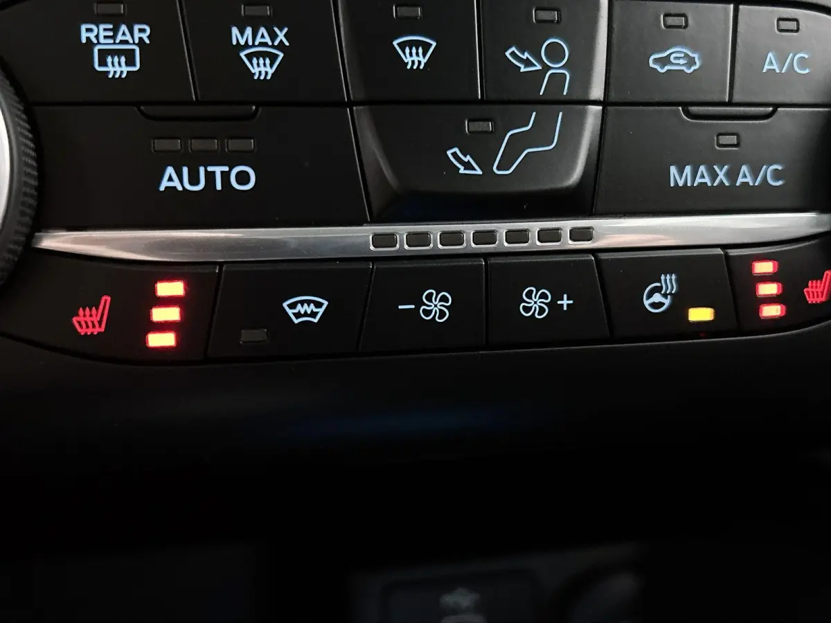 2.5 PHEV Vignale | Achteruitrijcamera | Dodehoekdetectie | WINTERPACK | Adaptieve Cruise Control | VOL!