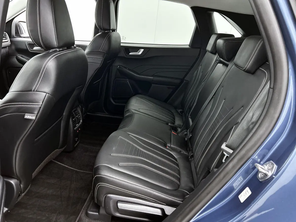 2.5 PHEV Vignale | Achteruitrijcamera | Dodehoekdetectie | WINTERPACK | Adaptieve Cruise Control | VOL!