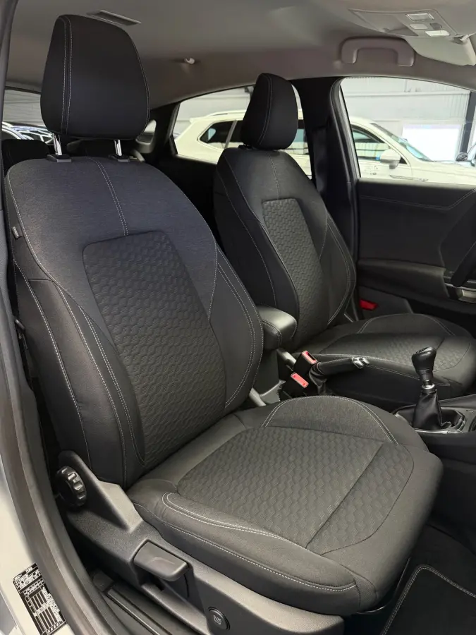 1.0 EcoBoost Titanium CarPlay Massage