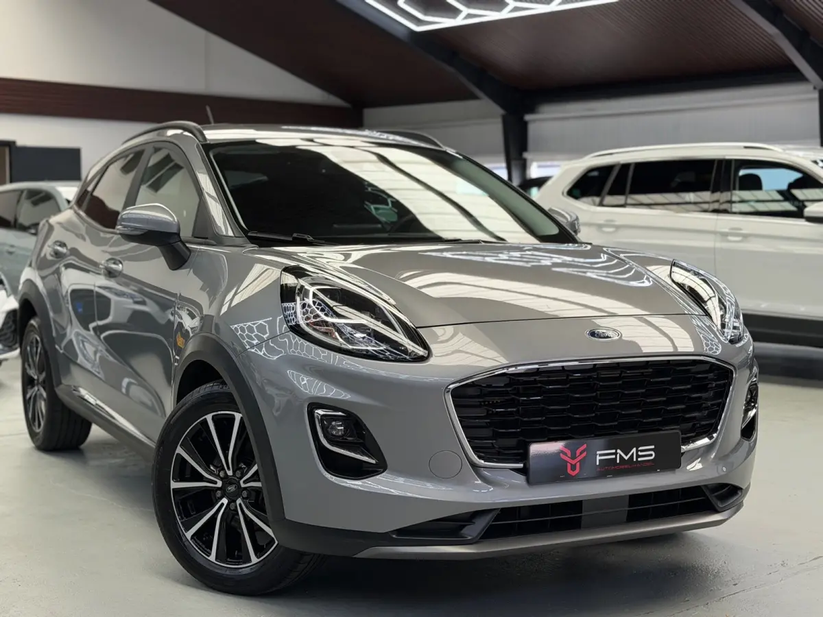 1.0 EcoBoost Titanium CarPlay Massage