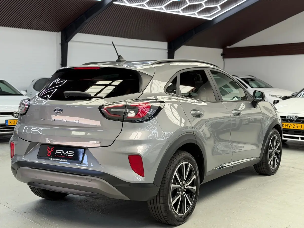 1.0 EcoBoost Titanium CarPlay Massage