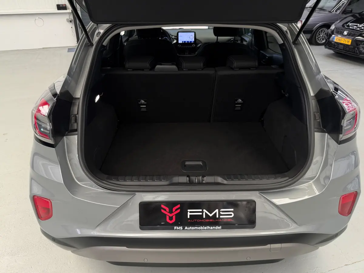 1.0 EcoBoost Titanium CarPlay Massage