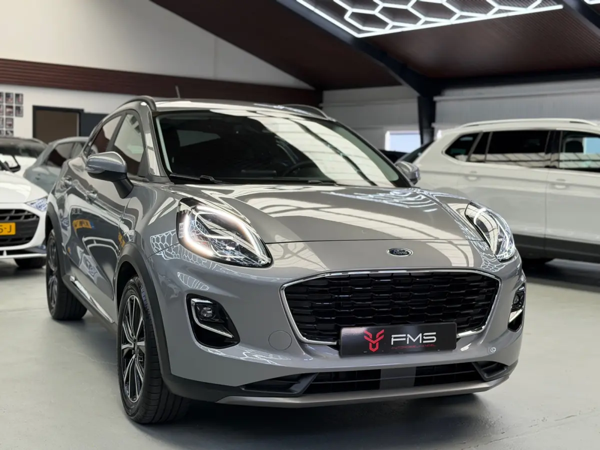 1.0 EcoBoost Titanium CarPlay Massage