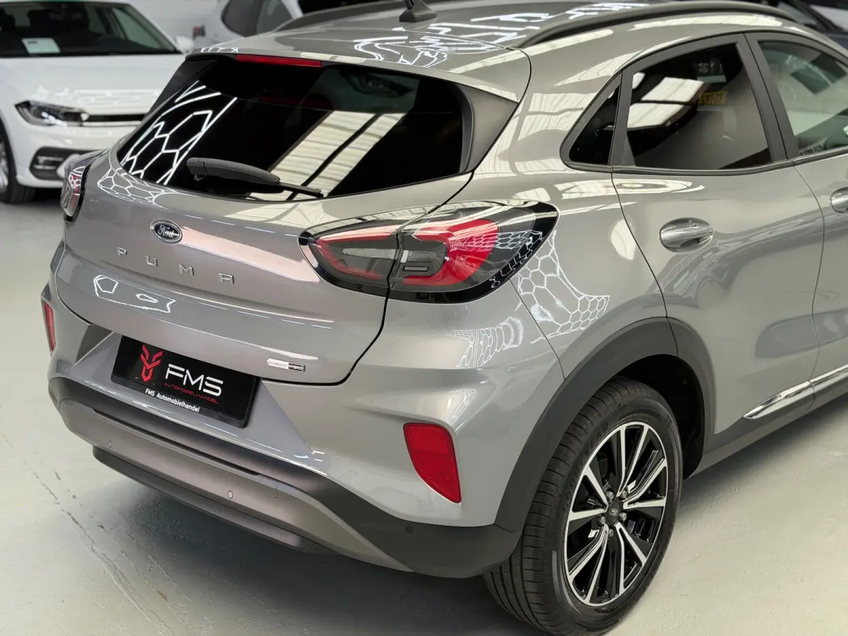 1.0 EcoBoost Titanium CarPlay Massage