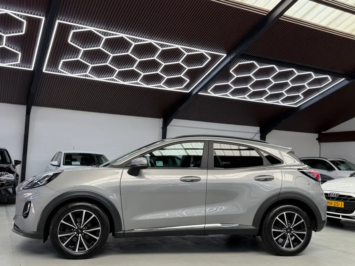 1.0 EcoBoost Titanium CarPlay Massage