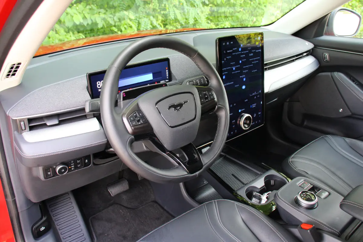 76 kWh | DEALER OH! | ADAPTIVE CRUISE | 360° CAMERA | DODE HOEK | LED | ELEKTR STOEL | LEDER | LANE ASSIST | PARK SENS V+A