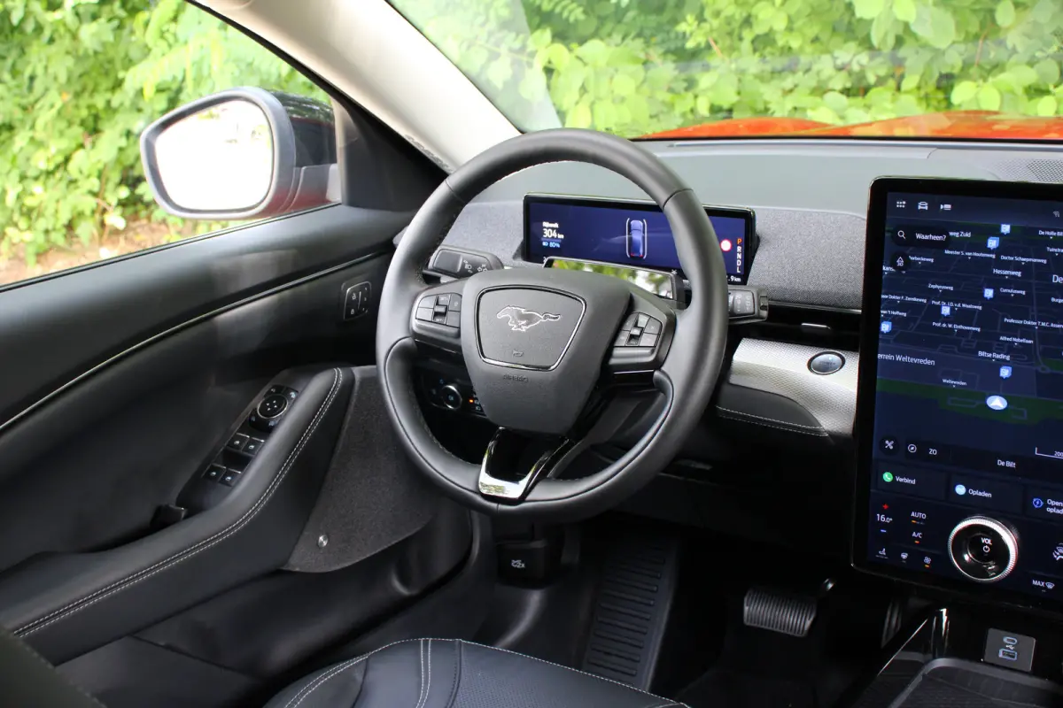 76 kWh | DEALER OH! | ADAPTIVE CRUISE | 360° CAMERA | DODE HOEK | LED | ELEKTR STOEL | LEDER | LANE ASSIST | PARK SENS V+A
