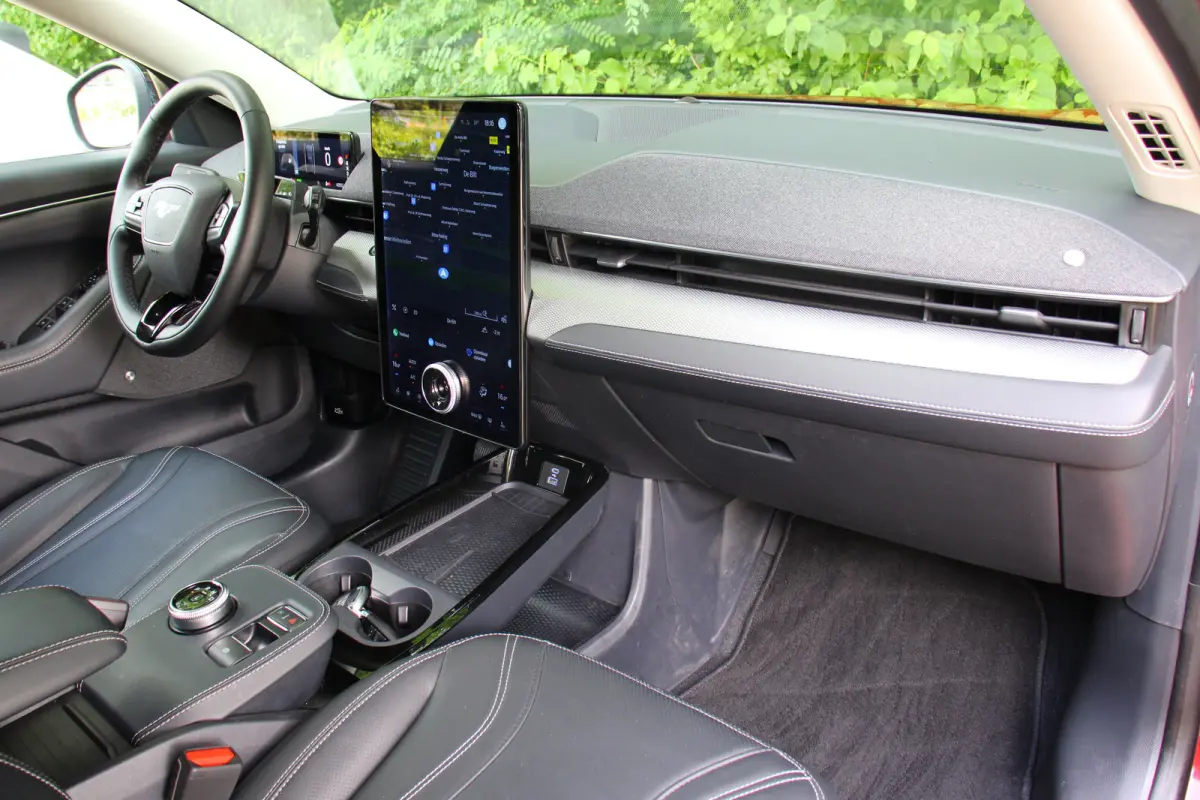 76 kWh | DEALER OH! | ADAPTIVE CRUISE | 360° CAMERA | DODE HOEK | LED | ELEKTR STOEL | LEDER | LANE ASSIST | PARK SENS V+A