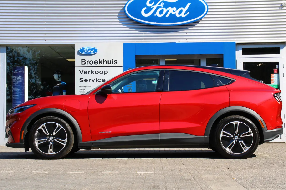 76 kWh | DEALER OH! | ADAPTIVE CRUISE | 360° CAMERA | DODE HOEK | LED | ELEKTR STOEL | LEDER | LANE ASSIST | PARK SENS V+A
