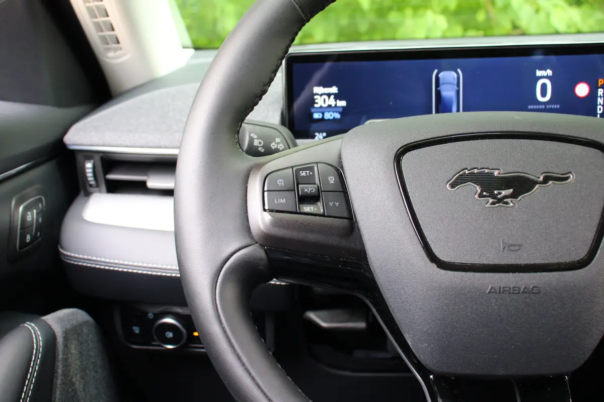 76 kWh | DEALER OH! | ADAPTIVE CRUISE | 360° CAMERA | DODE HOEK | LED | ELEKTR STOEL | LEDER | LANE ASSIST | PARK SENS V+A