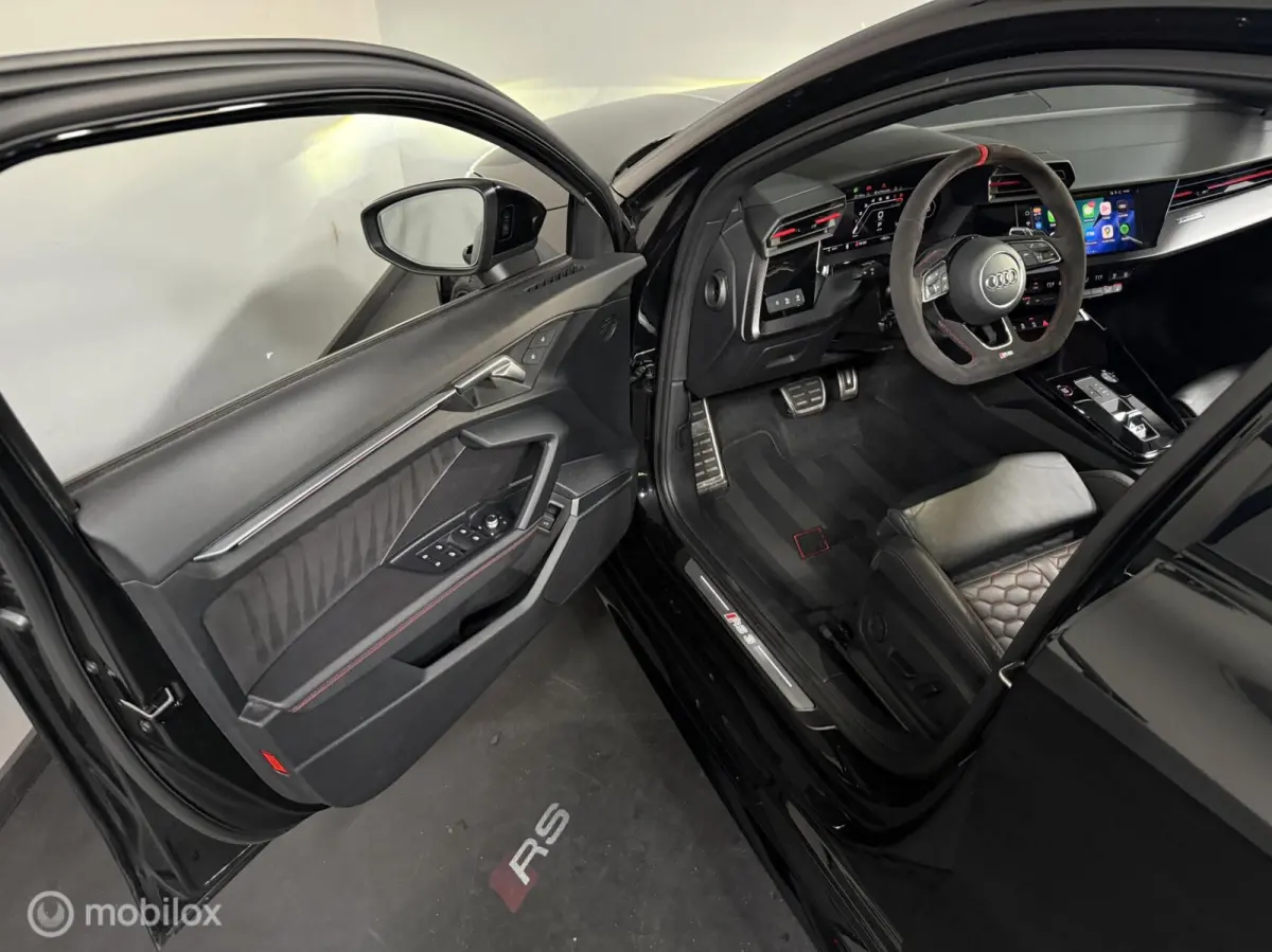 RS 3 2.5 TFSI RS 3 quattro