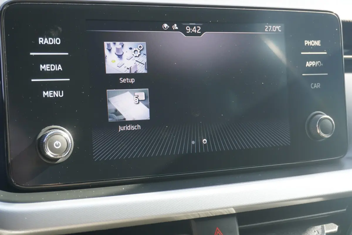 1.0 TSI 110pk Sport Business | Trekhaak | Apple CarPlay/Android Auto | Automatische Airco | PDC Achter