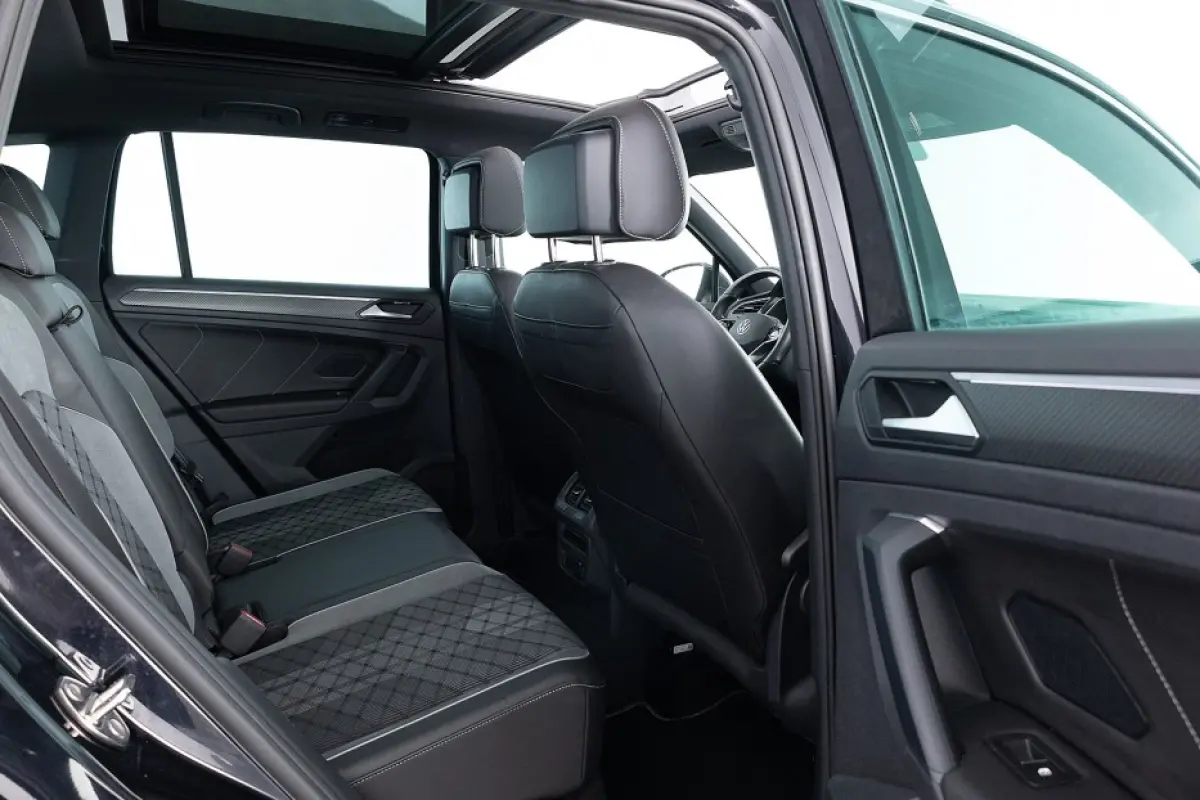 1.4 TSI eHybrid R-Line Business+ | PANORAMADAK | Full LED | CAMERA | PHEV | Plug-in hybrid | SOH 93,87%