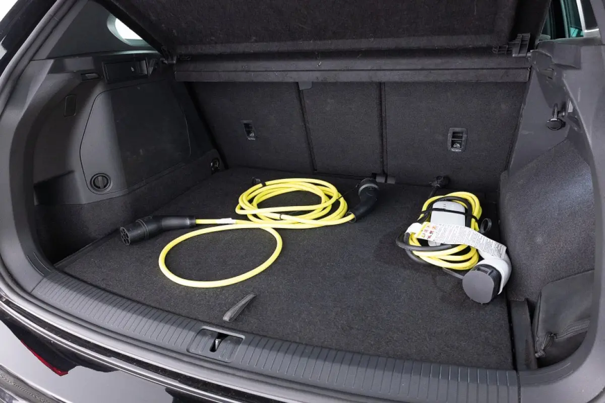 1.4 TSI eHybrid R-Line Business+ | PANORAMADAK | Full LED | CAMERA | PHEV | Plug-in hybrid | SOH 93,87%