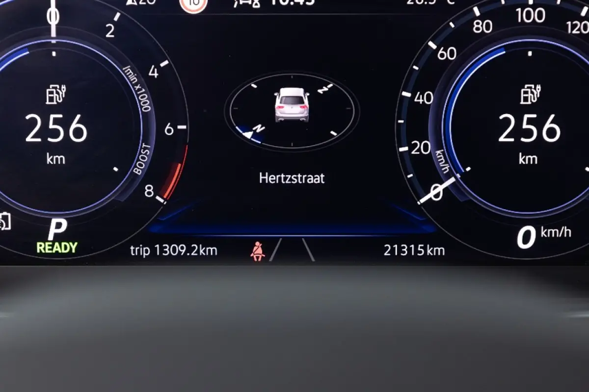 1.4 TSI eHybrid R-Line Business+ | PANORAMADAK | Full LED | CAMERA | PHEV | Plug-in hybrid | SOH 93,87%