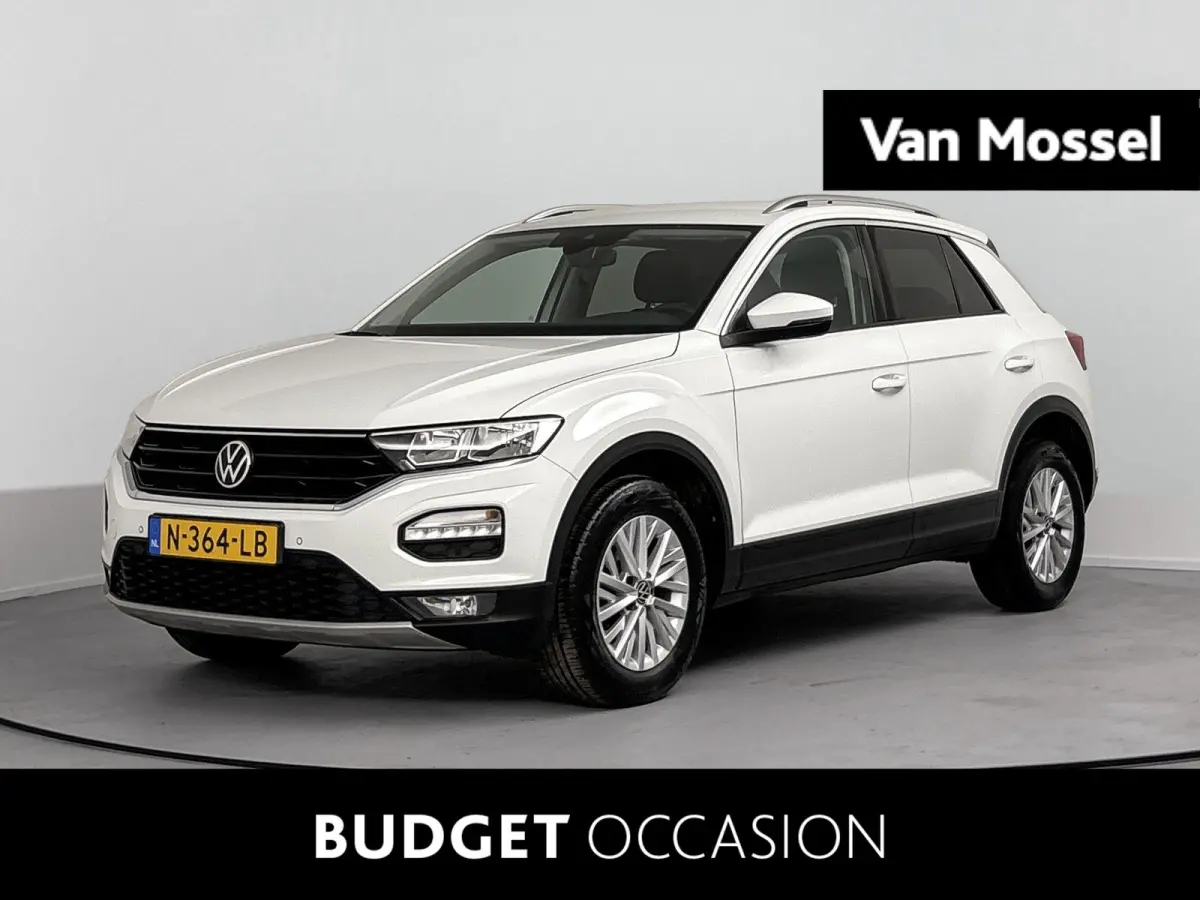 1.0 TSI Style Business Airco | Apple Carplay | Android Auto | Bluetooth | Buitenspiegels Elektrisch Verstel- en Verwarmbaar | Cruise Control Adaptief | Dakrails | Elektrisch Bedienbare Achte