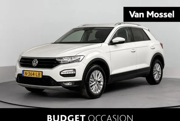 1.0 TSI Style Business Airco | Apple Carplay | Android Auto | Bluetooth | Buitenspiegels Elektrisch Verstel- en Verwarmbaar | Cruise Control Adaptief | Dakrails | Elektrisch Bedienbare Achte