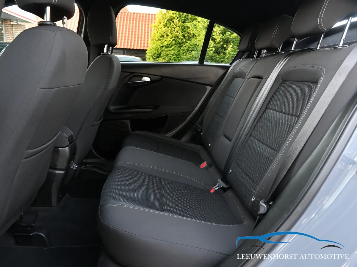 1.0 City Sport, Apple, 2 x PDC, camera, LED, Clima, Cruise nl-dealerauto