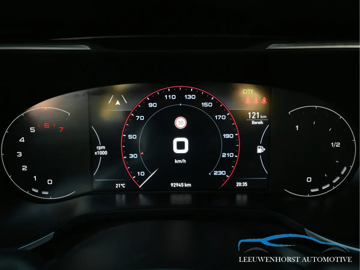 1.0 City Sport, Apple, 2 x PDC, camera, LED, Clima, Cruise nl-dealerauto