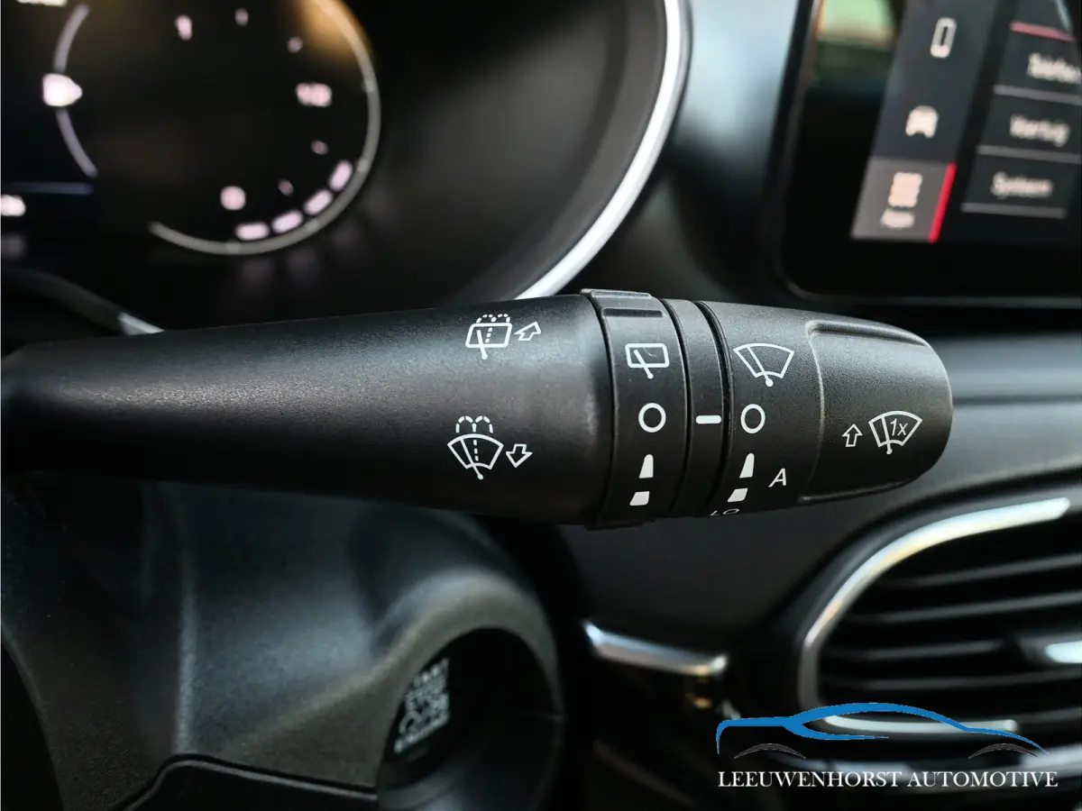 1.0 City Sport, Apple, 2 x PDC, camera, LED, Clima, Cruise nl-dealerauto