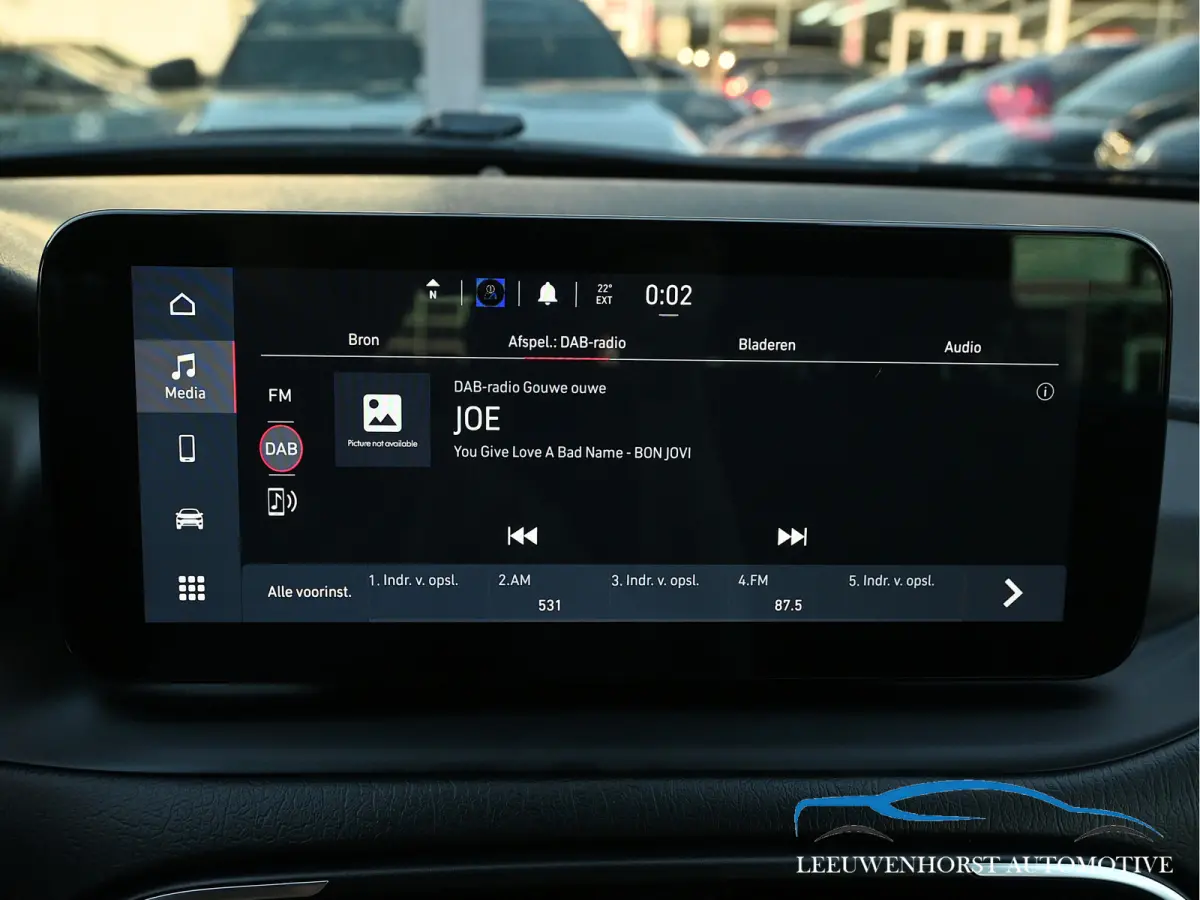1.0 City Sport, Apple, 2 x PDC, camera, LED, Clima, Cruise nl-dealerauto